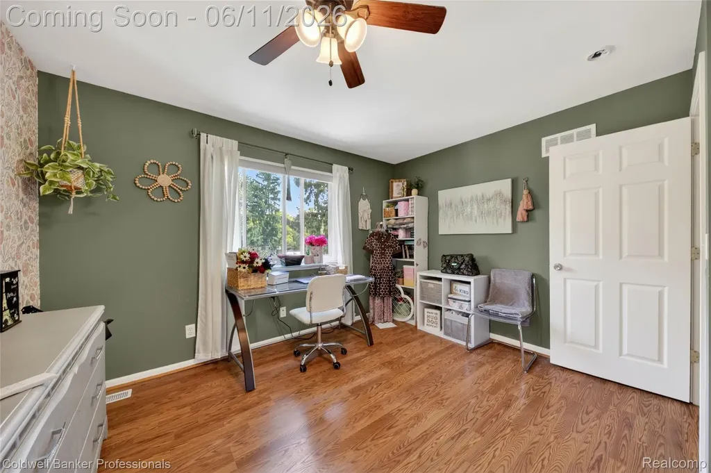 3580 Overton Street Waterford Charter Township MI 48328