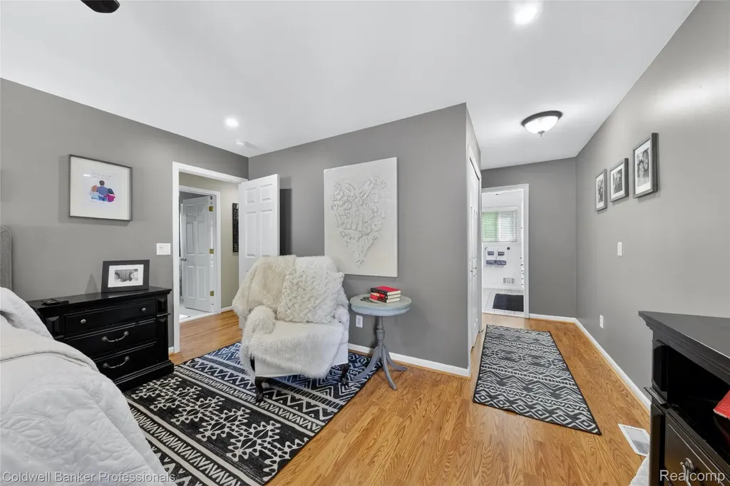 3580 Overton Street Waterford Charter Township MI 48328