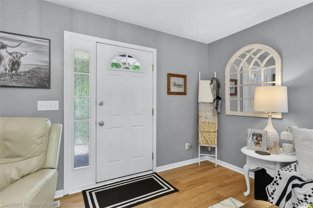 3580 Overton Street Waterford Charter Township MI 48328