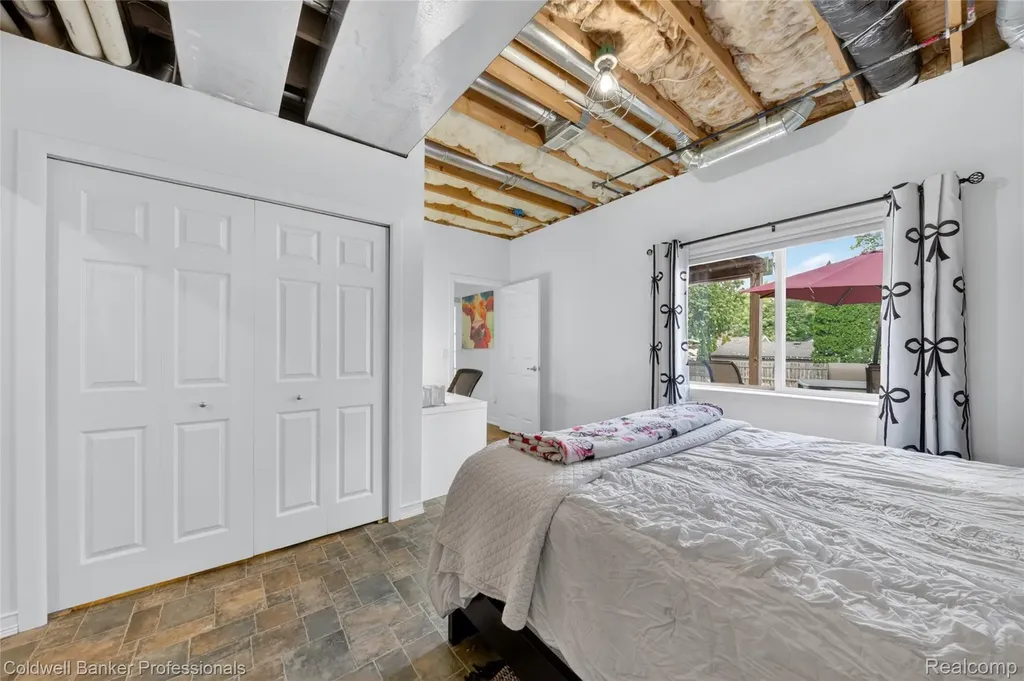 3580 Overton Street Waterford Charter Township MI 48328
