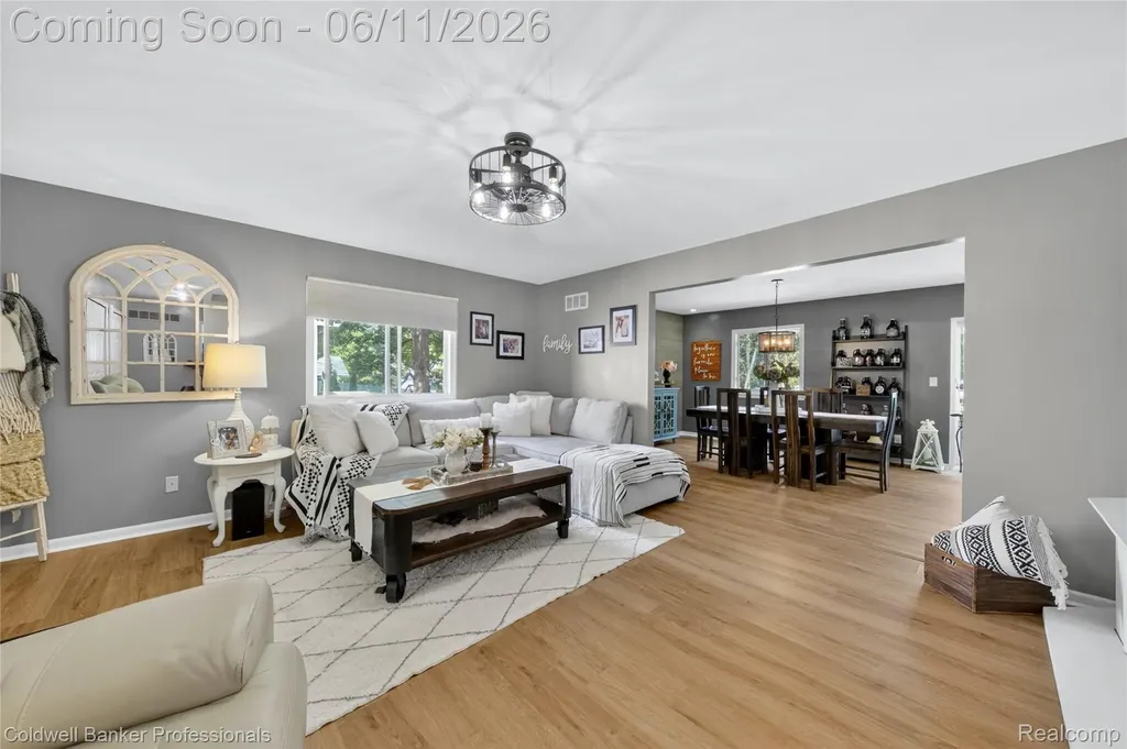 3580 Overton Street Waterford Charter Township MI 48328