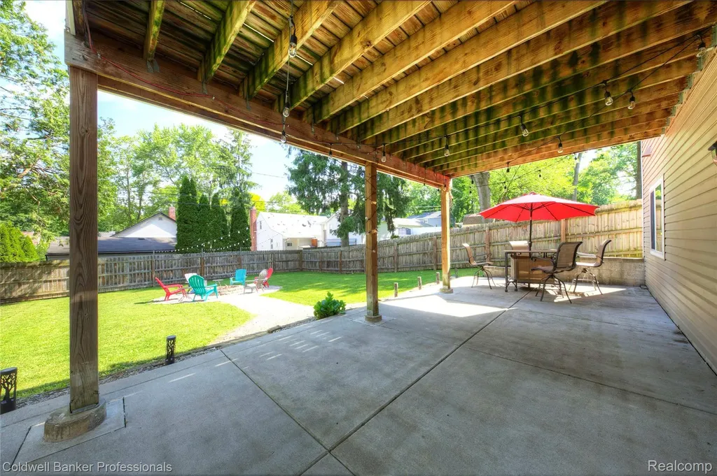 3580 Overton Street Waterford Charter Township MI 48328