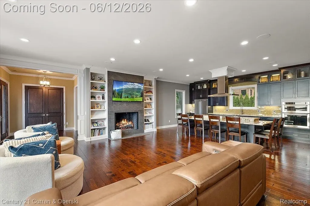 1345 E Lake Drive Novi City MI 48377