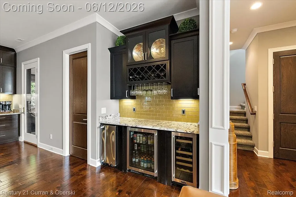 1345 E Lake Drive Novi City MI 48377