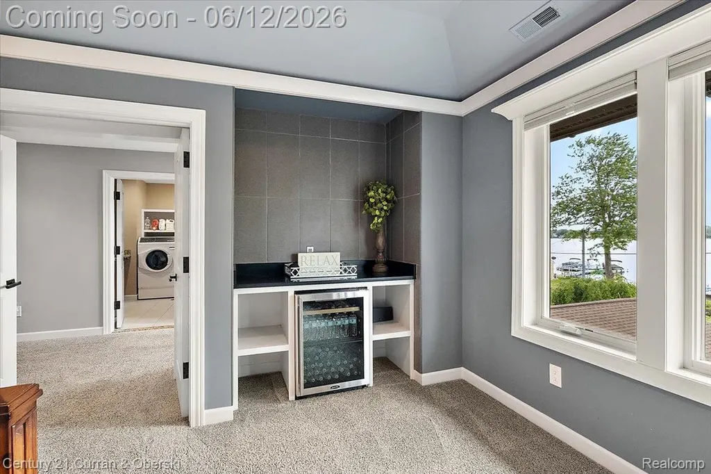 1345 E Lake Drive Novi City MI 48377