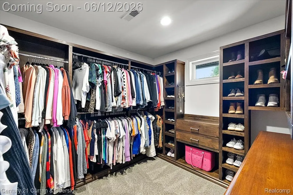 1345 E Lake Drive Novi City MI 48377