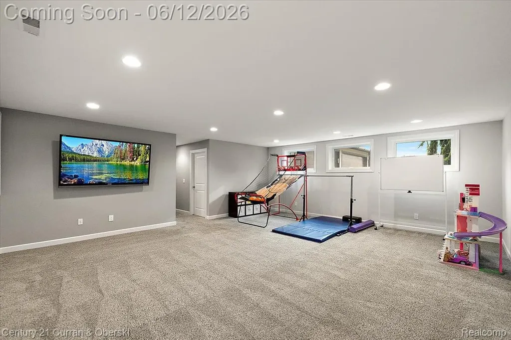 1345 E Lake Drive Novi City MI 48377