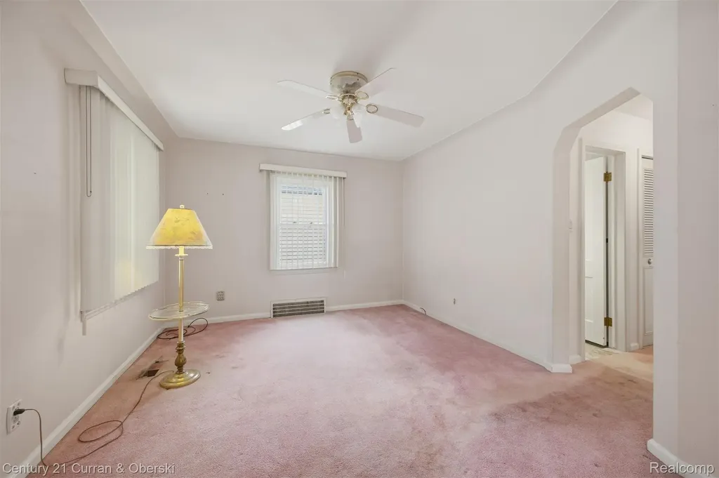 17136 Harman Street Melvindale City MI 48122