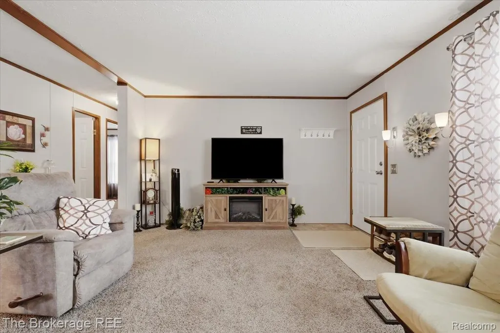 9542 Foxwell Circle Tyrone Township MI 48430