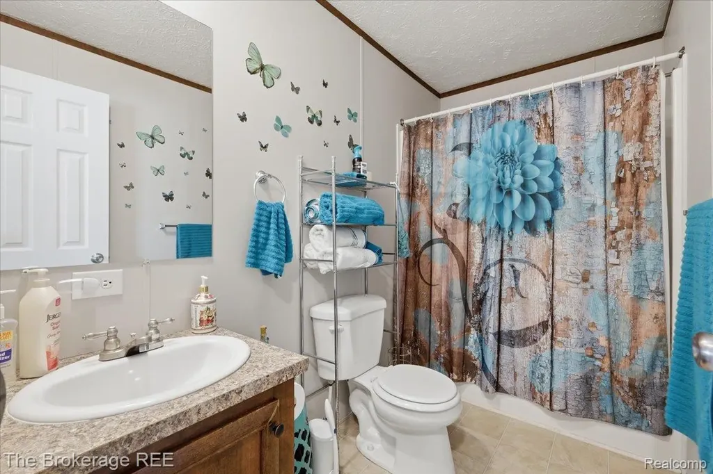 9542 Foxwell Circle Tyrone Township MI 48430