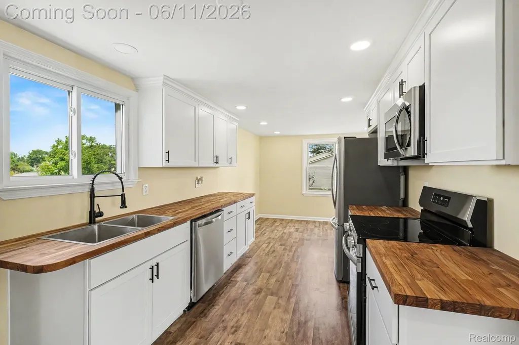 8070 Grand Blanc Road Gaines Township MI 48473