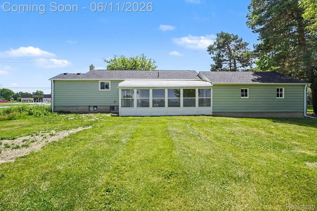8070 Grand Blanc Road Gaines Township MI 48473