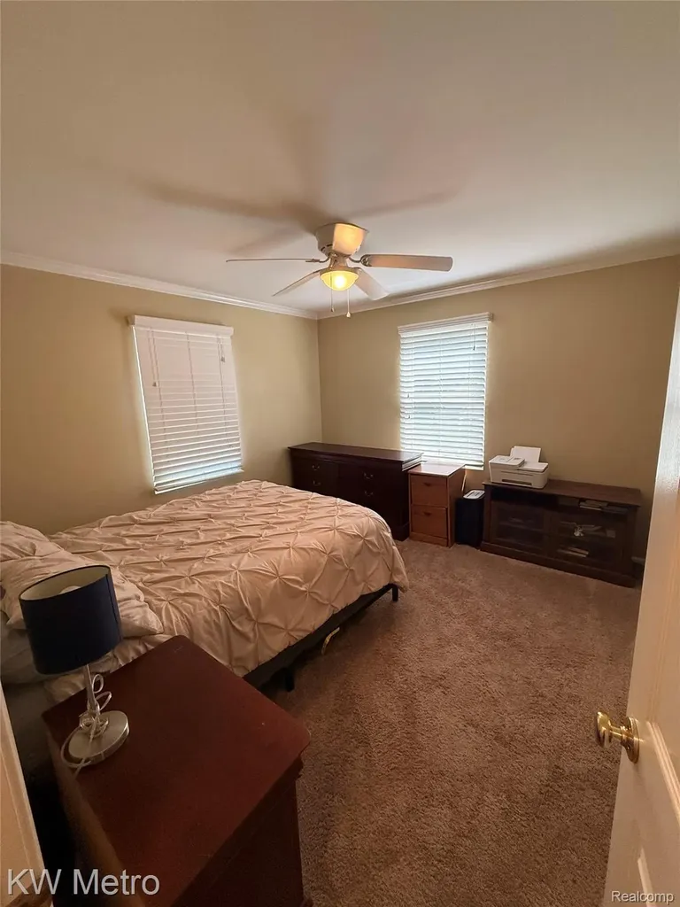 655 Sherry Drive Orion Charter Township MI 48362