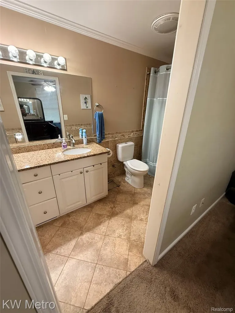 655 Sherry Drive Orion Charter Township MI 48362