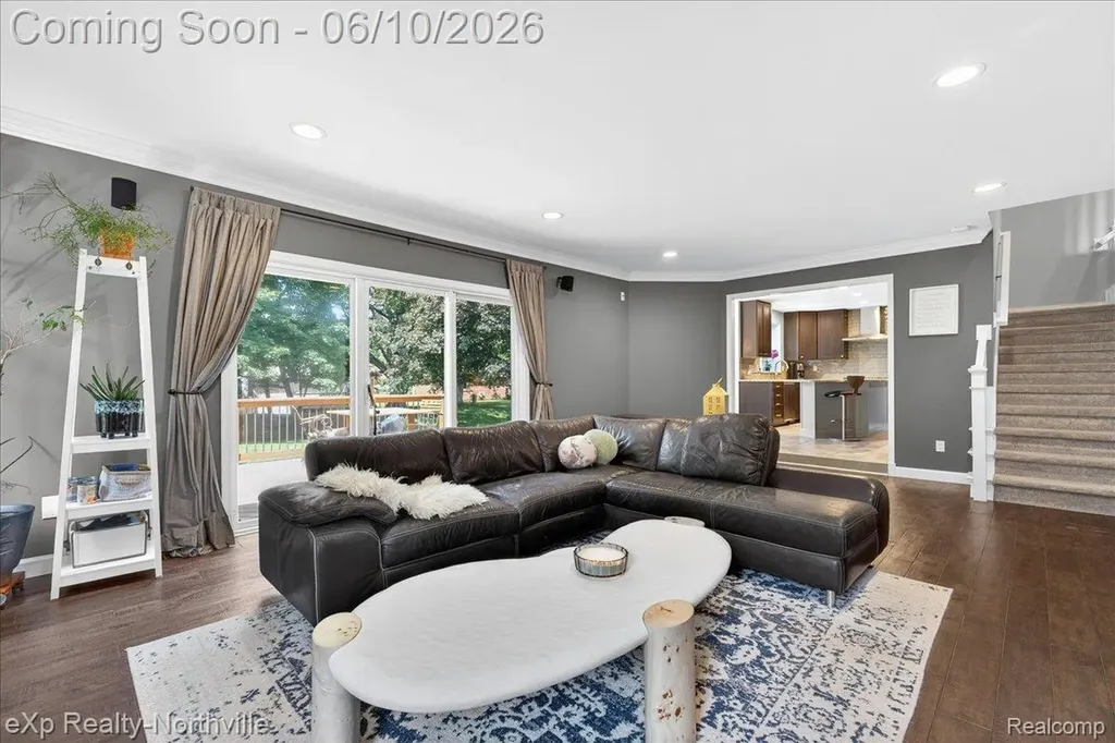 20909 Dundee Drive Novi City MI 48375