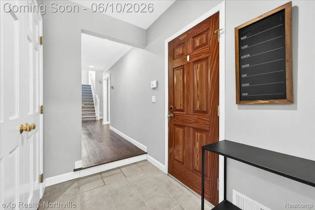 20909 Dundee Drive Novi City MI 48375