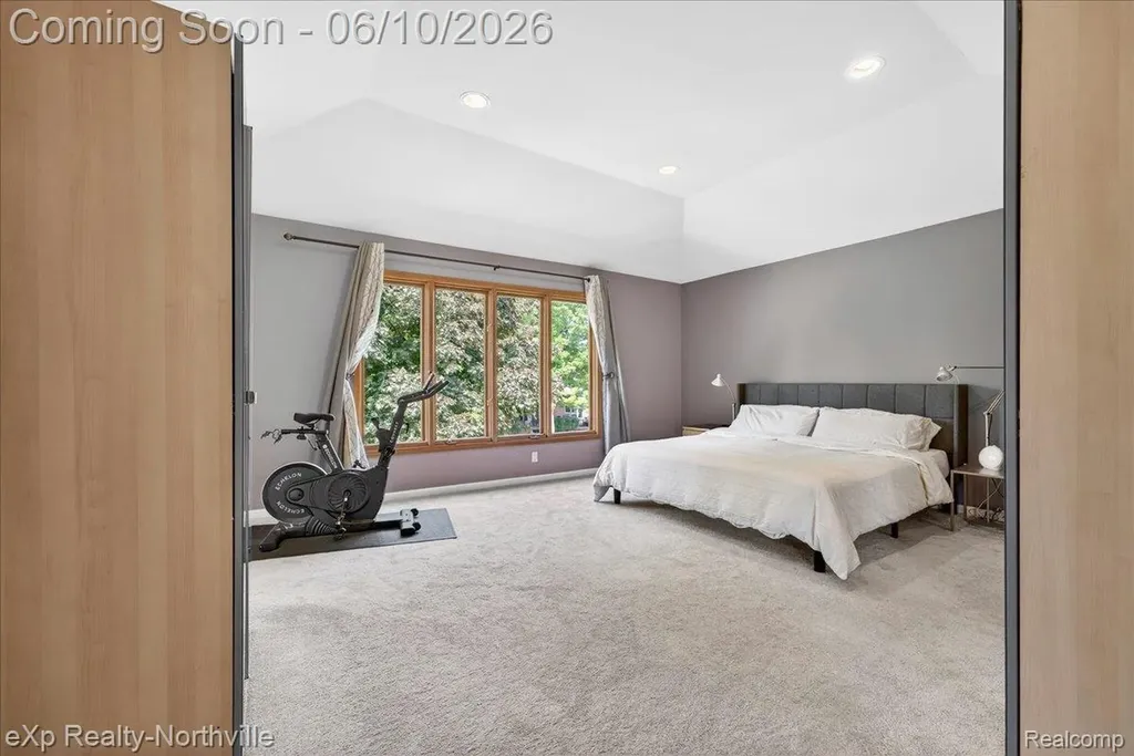 20909 Dundee Drive Novi City MI 48375