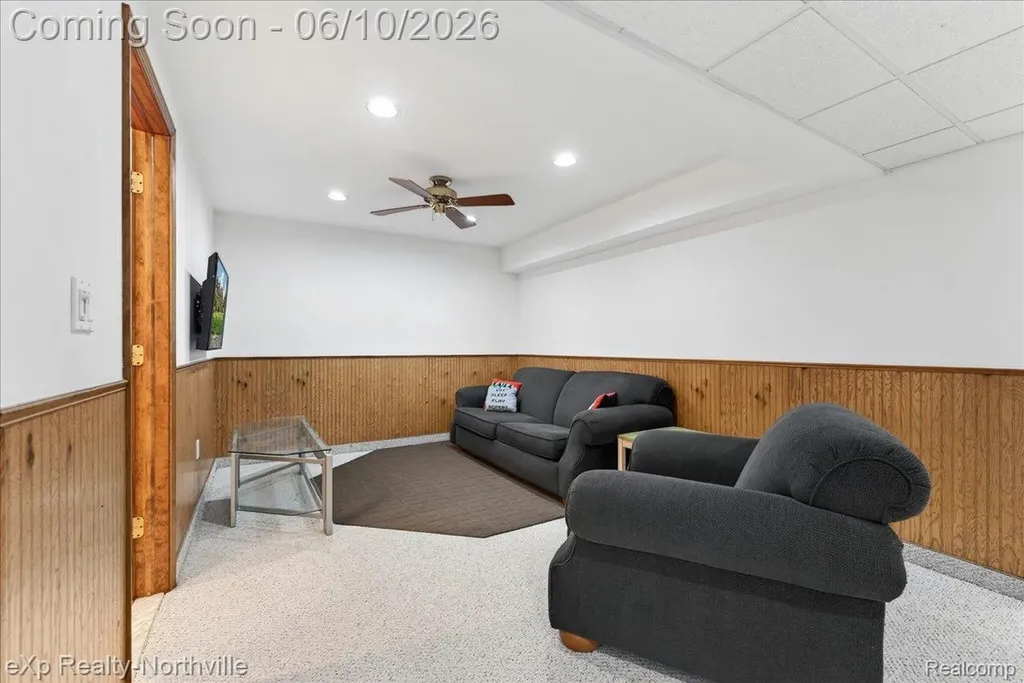 20909 Dundee Drive Novi City MI 48375