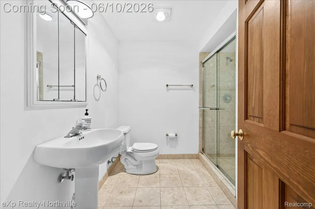 20909 Dundee Drive Novi City MI 48375