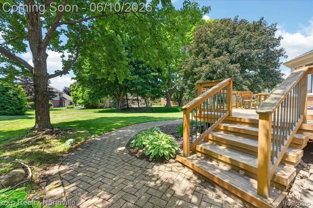 20909 Dundee Drive Novi City MI 48375
