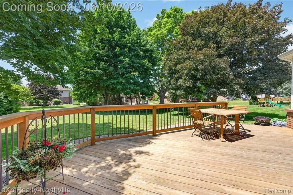 20909 Dundee Drive Novi City MI 48375