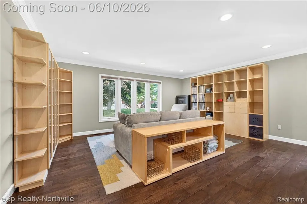 20909 Dundee Drive Novi City MI 48375