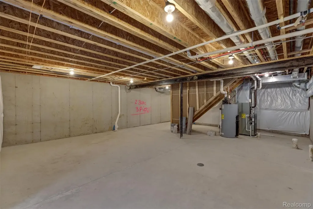 811 Balmoral Lane Troy City MI 48085