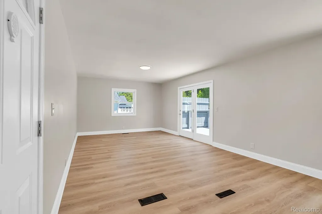 4046 State Road Fort Gratiot Charter Township MI 48059