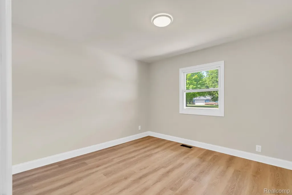 4046 State Road Fort Gratiot Charter Township MI 48059