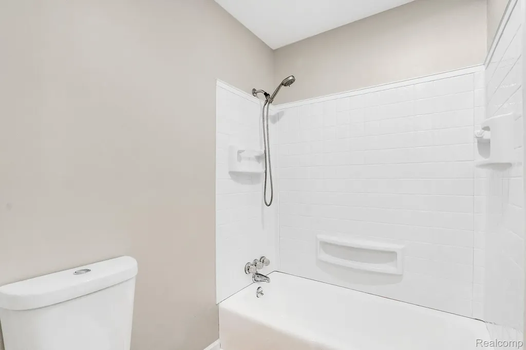 4046 State Road Fort Gratiot Charter Township MI 48059