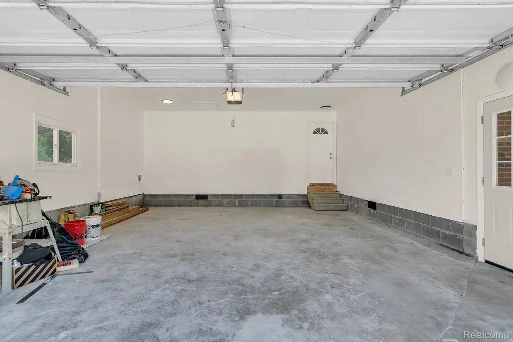 4046 State Road Fort Gratiot Charter Township MI 48059