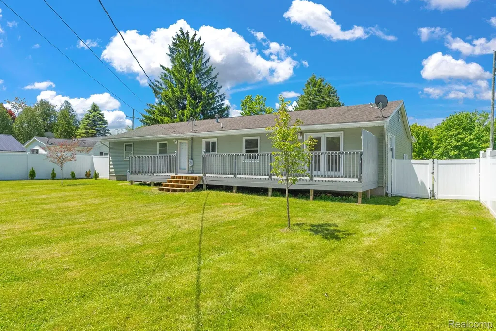 4046 State Road Fort Gratiot Charter Township MI 48059
