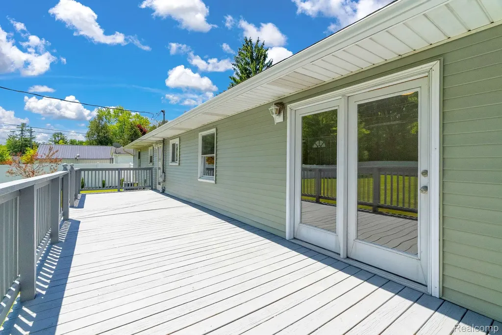 4046 State Road Fort Gratiot Charter Township MI 48059