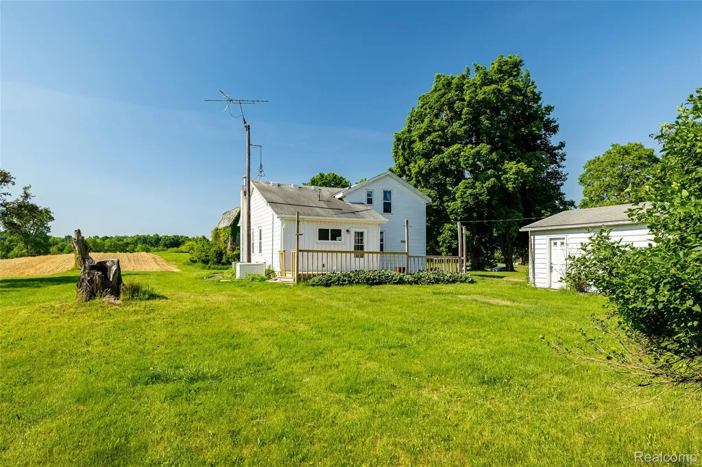 2851 N Dancer Road Lima Township MI 48130