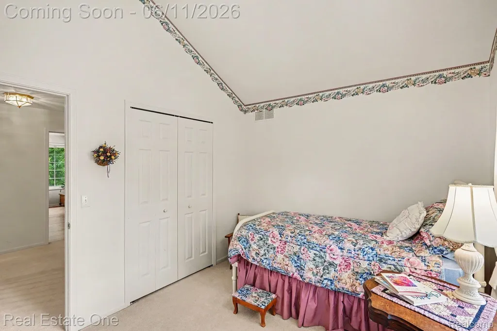 2958 Pine Needle Drive White Lake Charter Township MI 48383