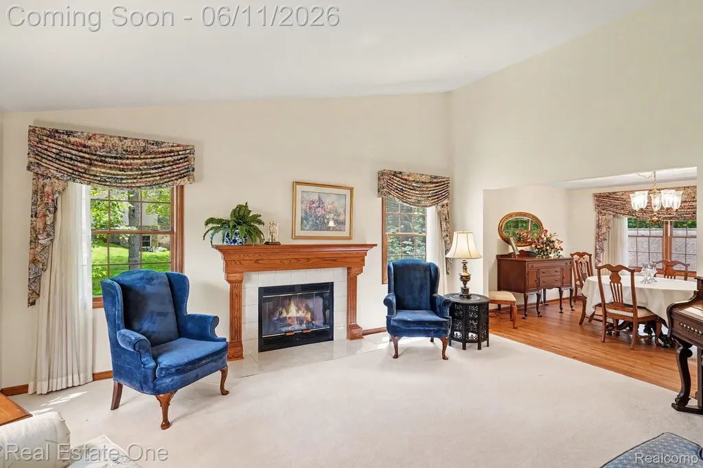 2958 Pine Needle Drive White Lake Charter Township MI 48383