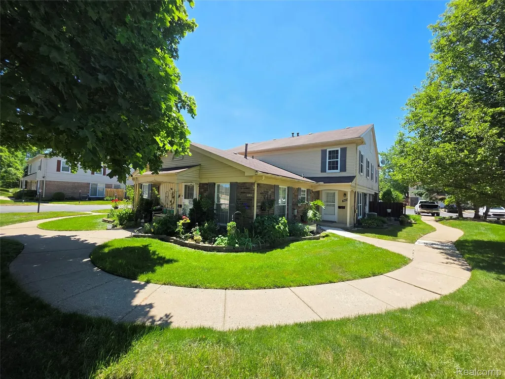 34299 Garfield Circle Fraser City MI 48026