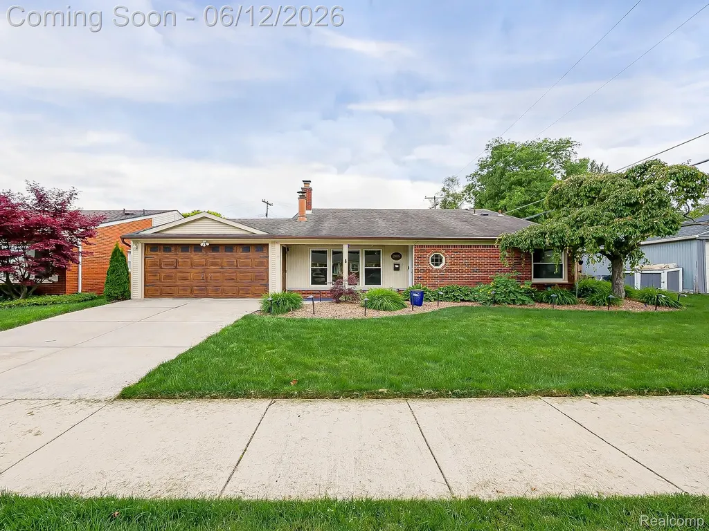 29835 Hillbrook Street Livonia City MI 48152