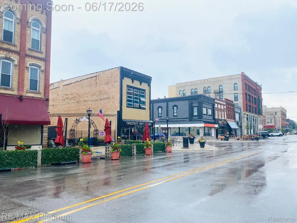 405 N Kiesel Street Bay City City MI 48706