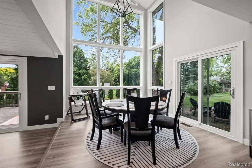 45045 Turtlehead Drive Plymouth Charter Township MI 48170