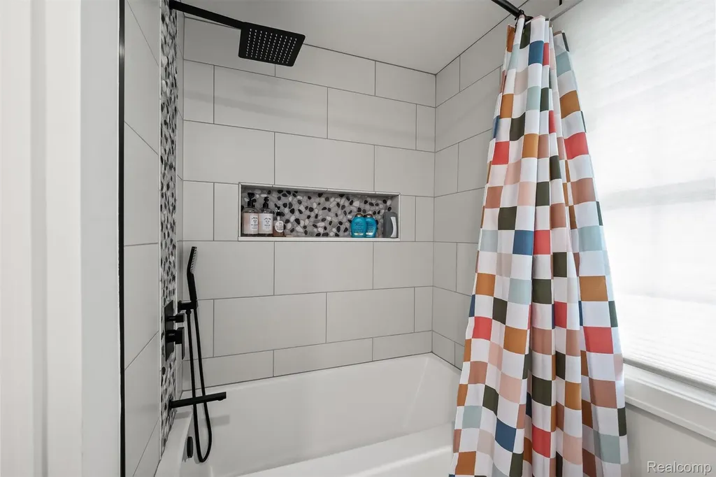 45045 Turtlehead Drive Plymouth Charter Township MI 48170