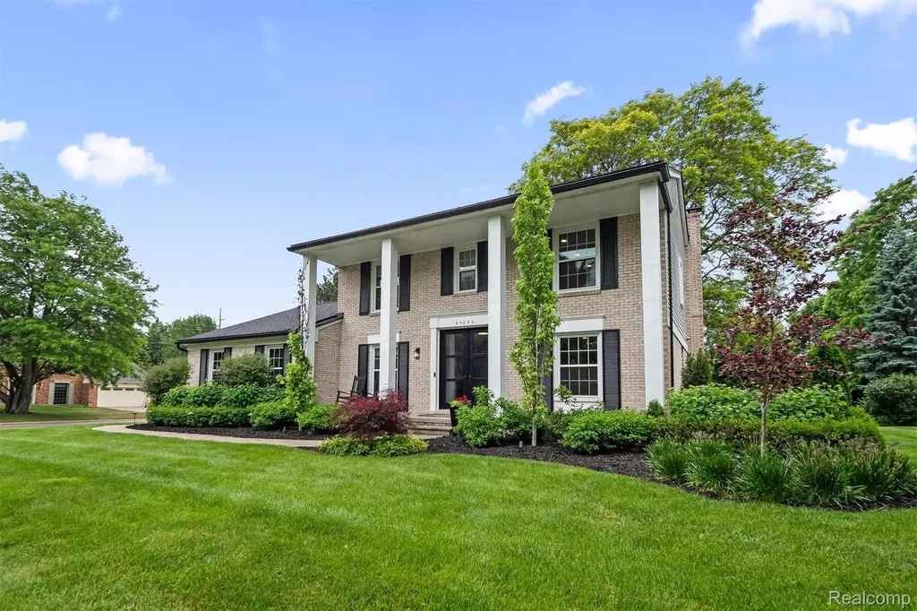 45045 Turtlehead Drive Plymouth Charter Township MI 48170
