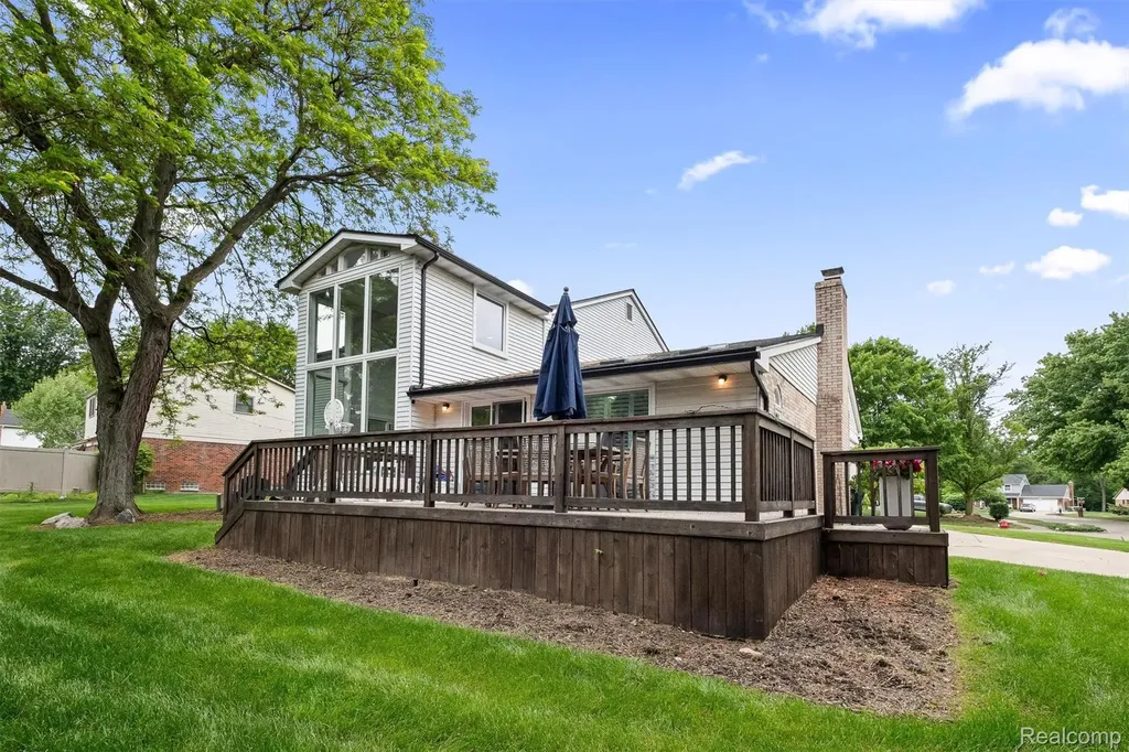 45045 Turtlehead Drive Plymouth Charter Township MI 48170