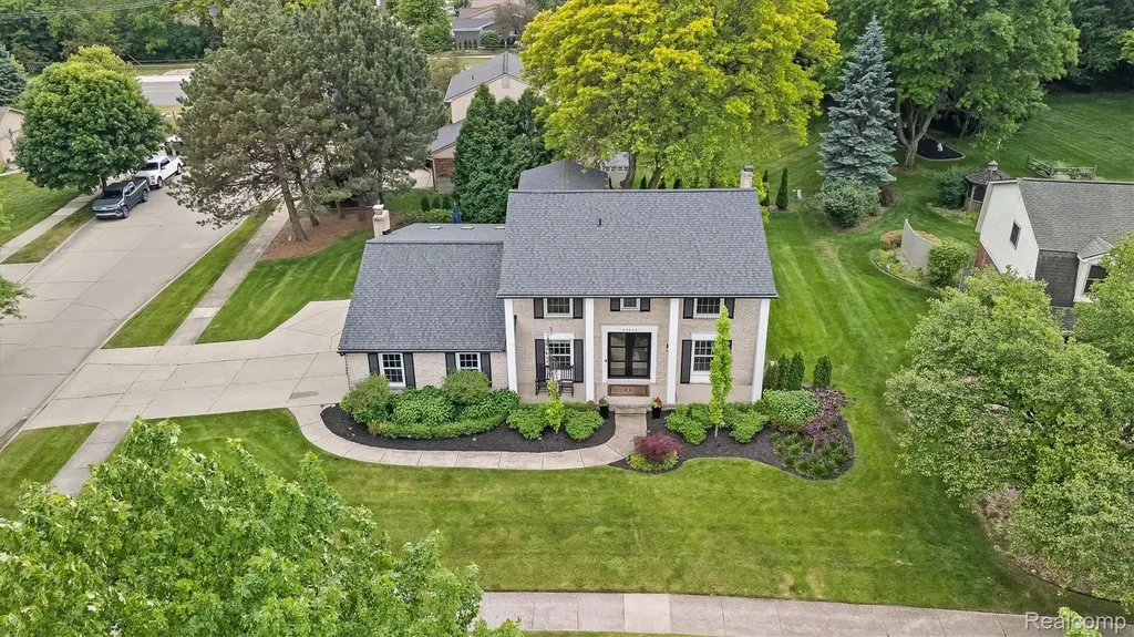 45045 Turtlehead Drive Plymouth Charter Township MI 48170