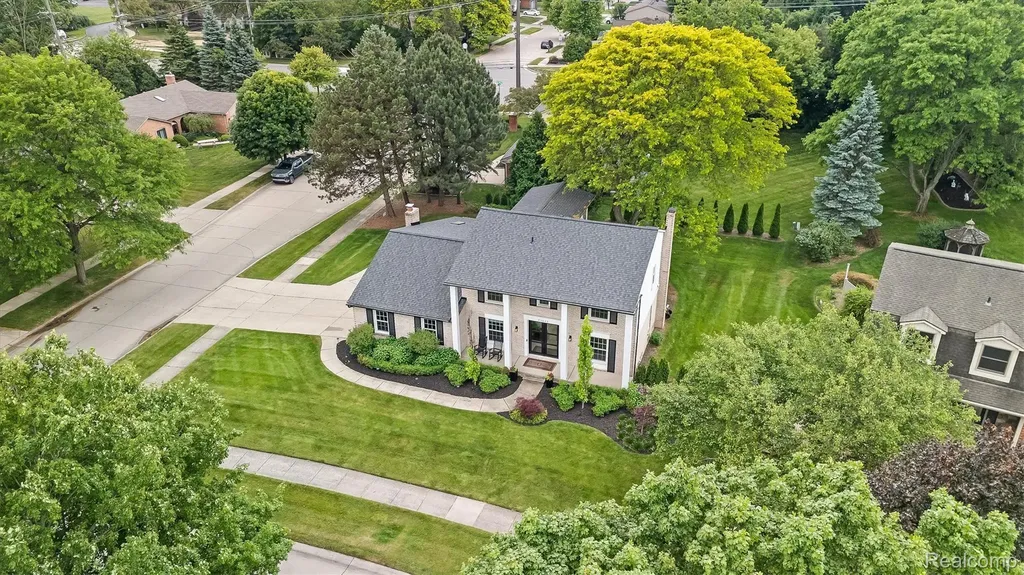 45045 Turtlehead Drive Plymouth Charter Township MI 48170