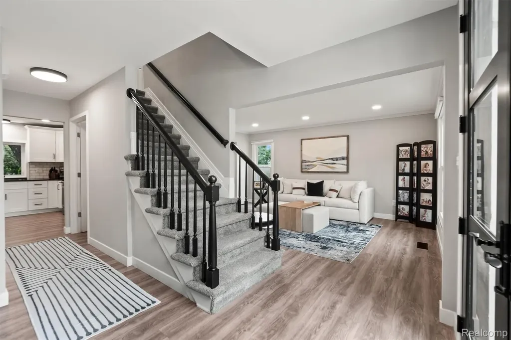 45045 Turtlehead Drive Plymouth Charter Township MI 48170