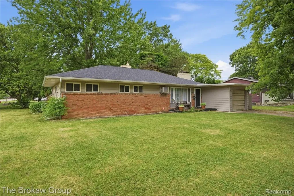603 E Chelsea Circle Davison City MI 48423