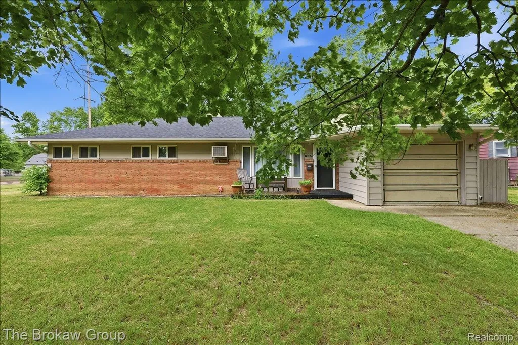 603 E Chelsea Circle Davison City MI 48423
