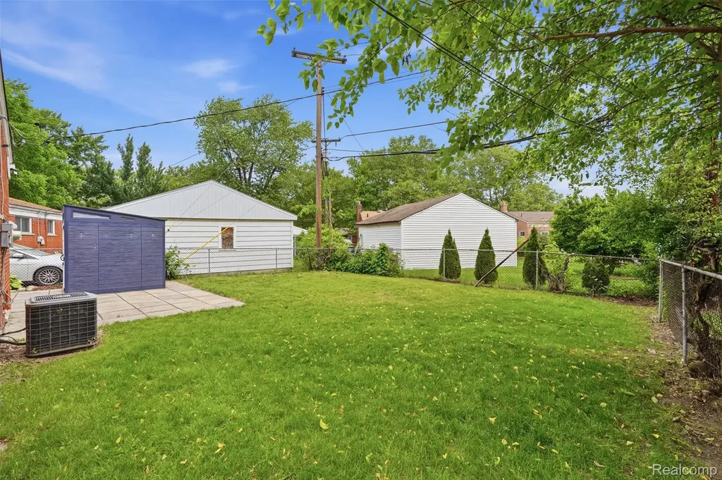 32638 Judy Drive Westland City MI 48185