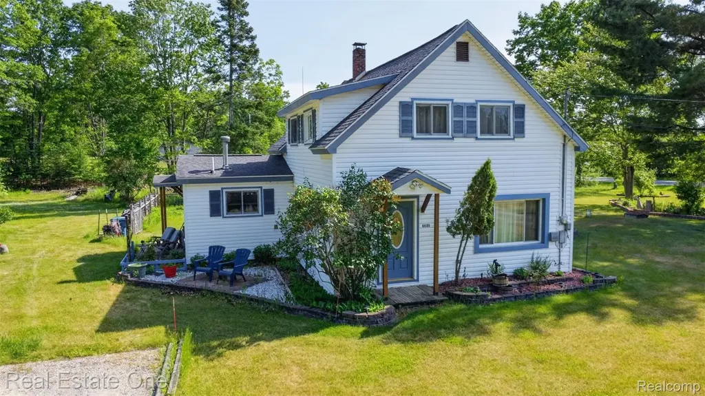 4489 W School Road W Markey Township MI 48653